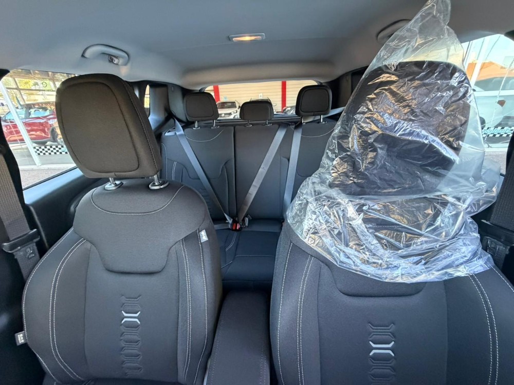 Jeep RENEGADE Sport 1.3 — foto 12